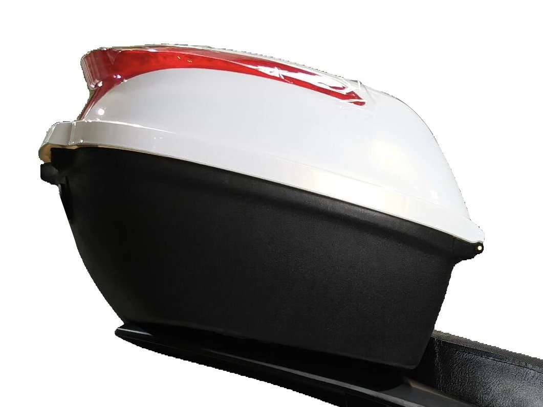 4.This scooter has a beautiful trunk and a large space, so you can take whatever you want on the road, not afraid of chaos and haste. 4.This scooter has a beautiful trunk and a large space, so you can take whatever you want on the road, not afraid of chaos and haste.